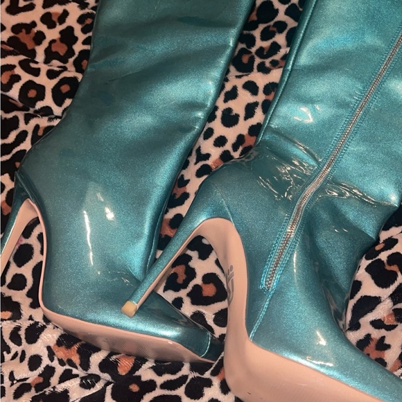 Shane Justin knee high boots - Picture 7 of 7